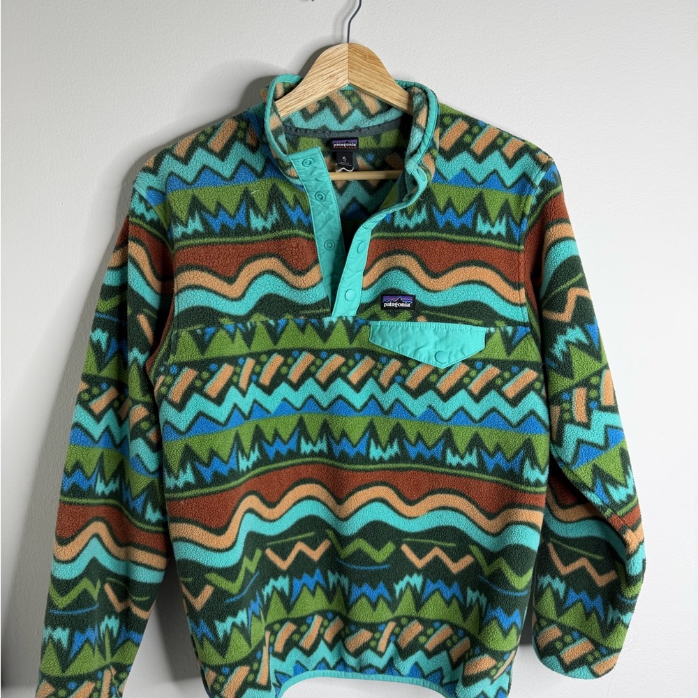 Patagonia Synchilla Blue and Green Patterned Fleece Pullover